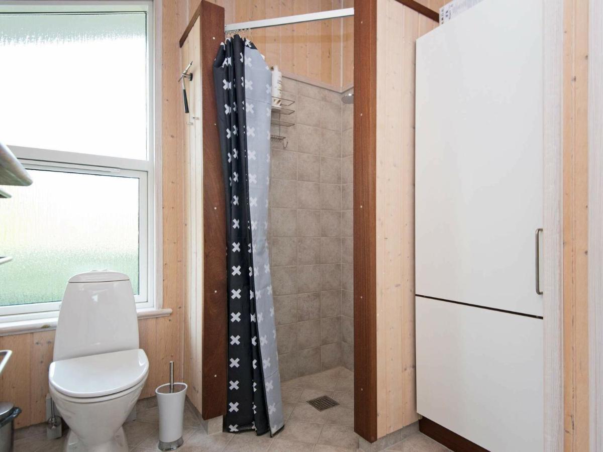 6 Person Holiday Home In Ebeltoft Exteriör bild